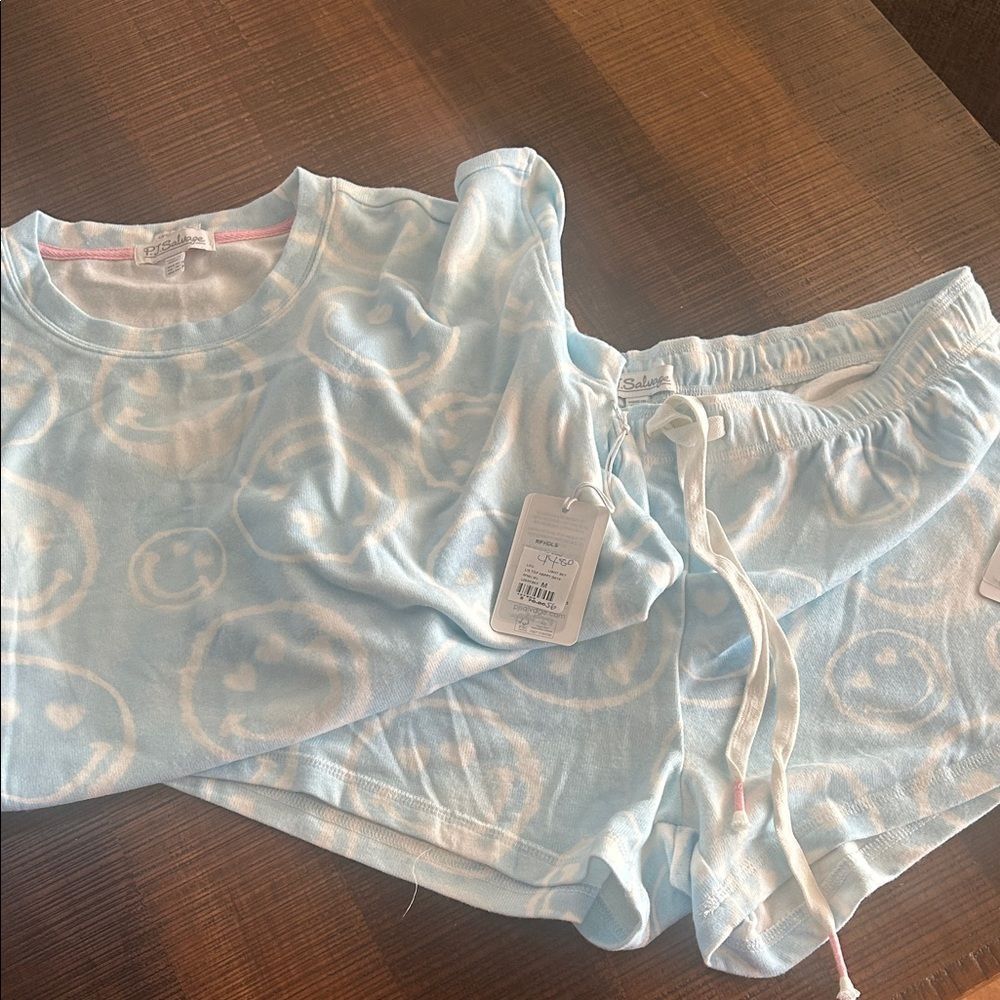 PJ Salvage Light Blue Smiley lounge of pajamas